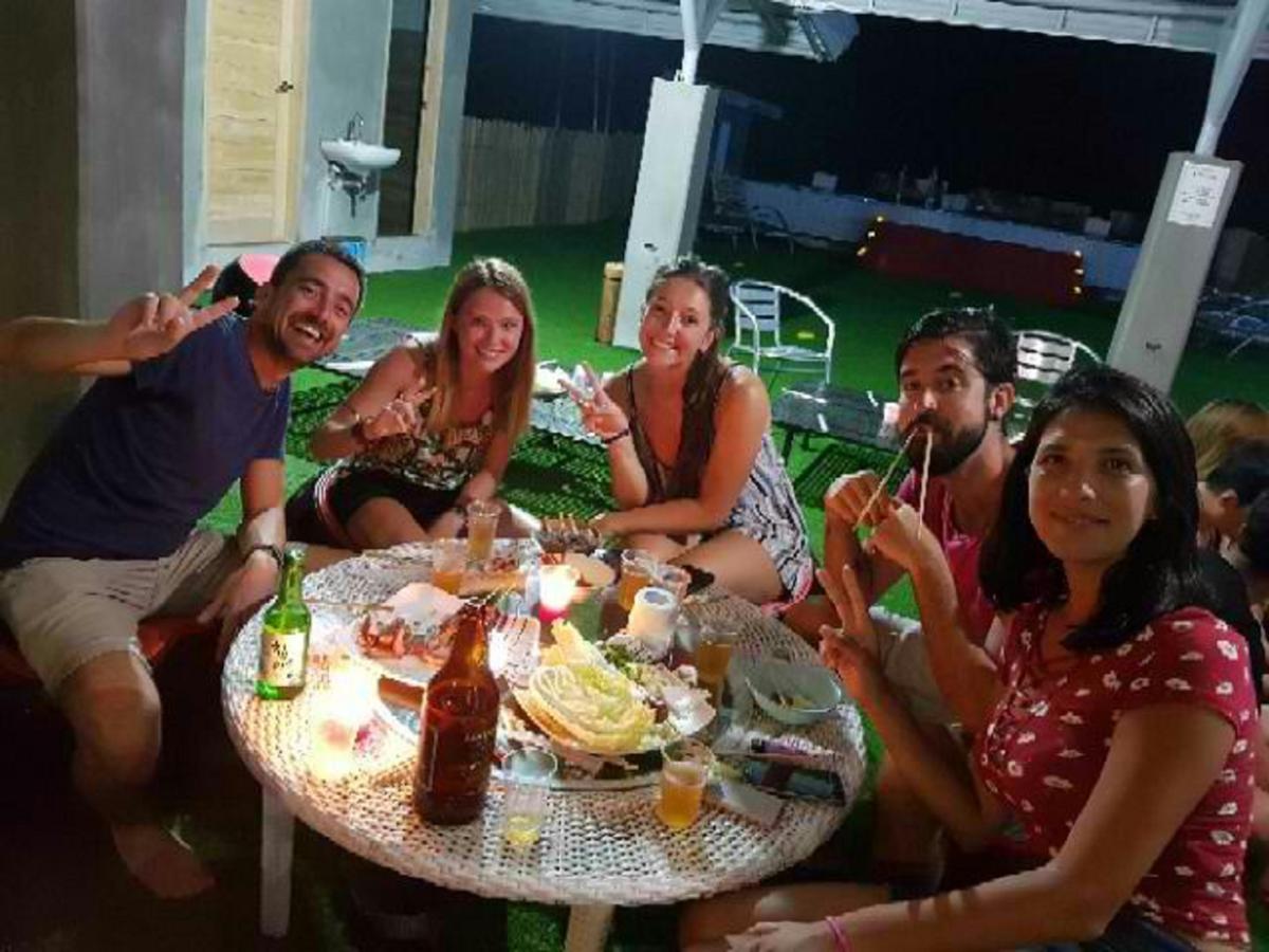 W Hostel Boracay Boracay Island Eksteriør billede
